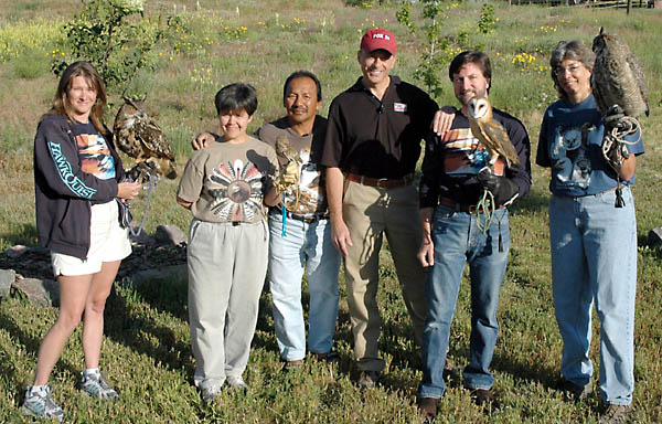 Fox 31 Dan Daru with Kin Quitugua and HawkQuest volunteers
